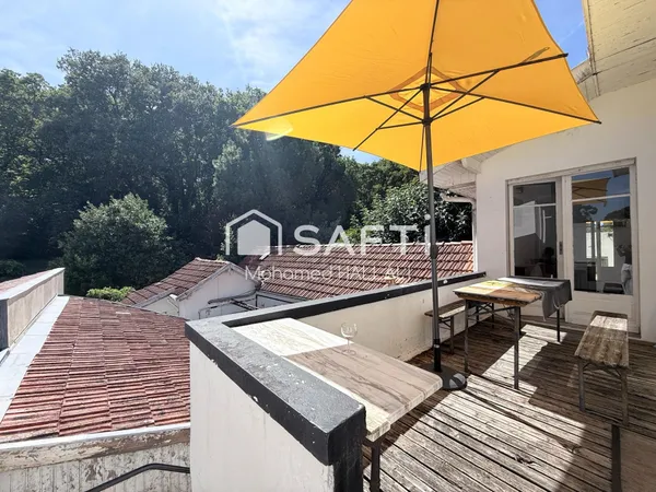 Immeuble 189 m² : maison T2, 2 locaux pro, Apt T3