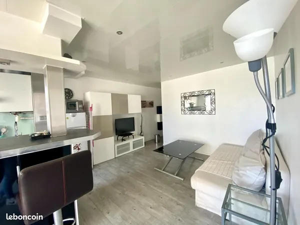 Appartement meublé T2 carnon à l'année