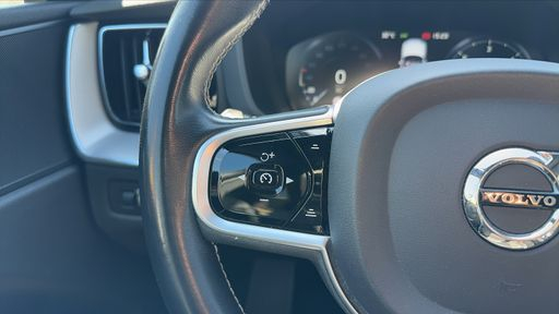 Volvo XC60 2.0 B4 197 Mild-Hybrid Geartronic8 - R-Design – 2020 – 142691 km – Diesel – Boîte Automatique — photo 22