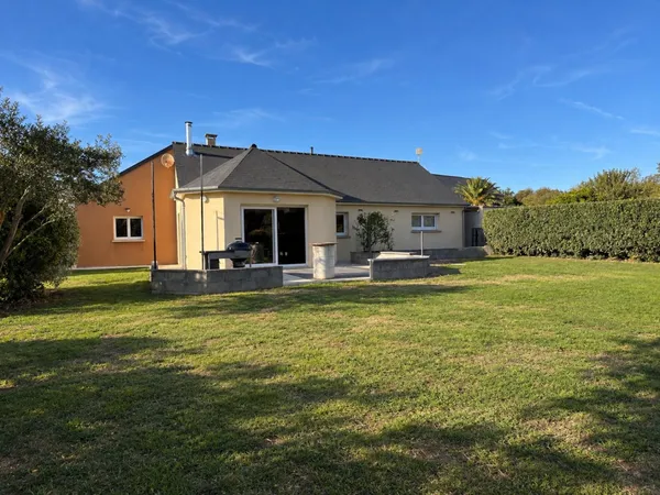 Maison de plain pied 5 chambres, 155 m² habitables, 1 440 m² de terrain