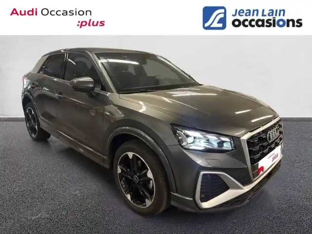 Audi Q2 35 tfsi 150 s tronic 7 — photo 3
