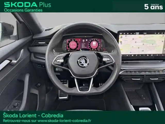 Skoda Octavia combi 2.0 tdi scr 150ch sportline dsg7 — photo 13