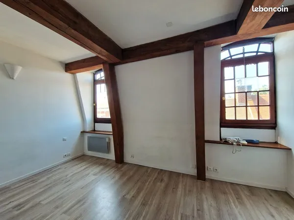 Studio avec cachet, au coeur du Vieux-Lille
