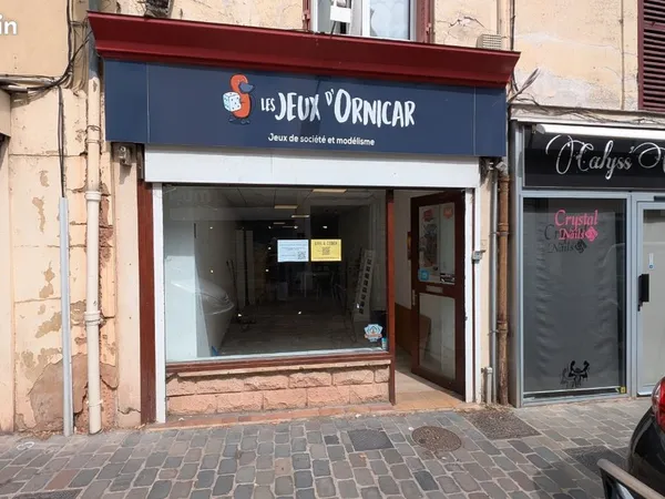 Local commercial 75 m² - Arpajon centre - fort passage