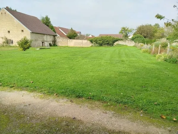Terrain 923 m²