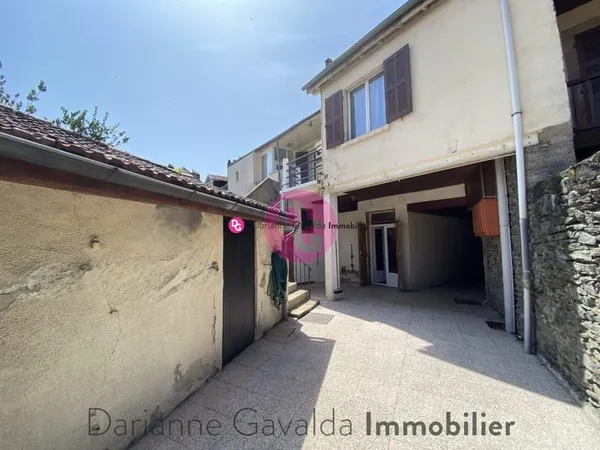 Immeuble de rapport 220 m²