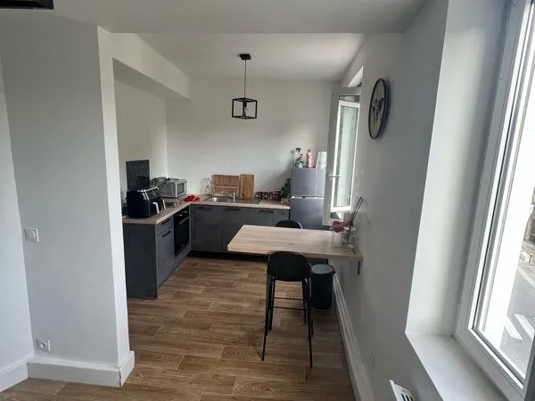 Appartement meublé entièrement équipé - Centre-ville