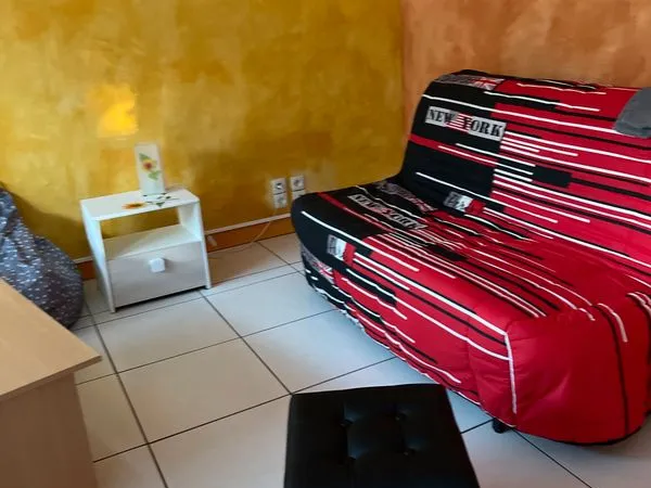Studio meublé