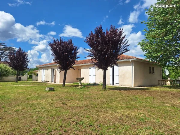 Pavillon 6 pièces 141 m²