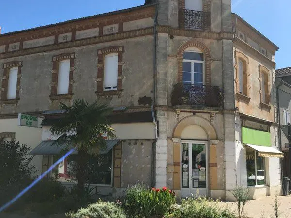 Immeuble 10 pièces 200 m²