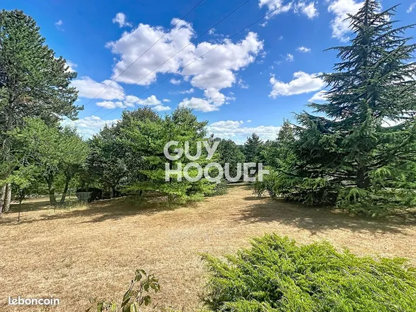 Terrain 1200 m² ST GENGOUX DE SCISSE