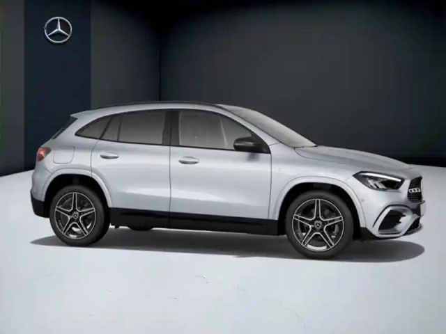 Mercedes Gla 250 e hybrid eq amg line — photo 17