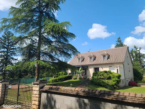 Maison 200 m2 sur sous sol