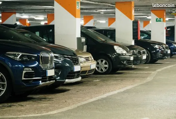 Parking/box 12 m² Paris