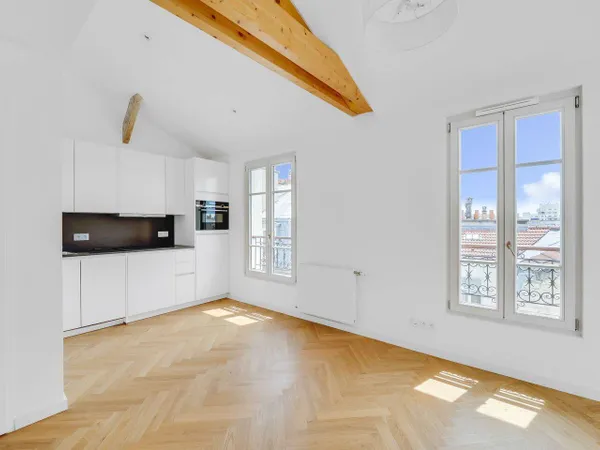 Studio 1 pièce 30 m²