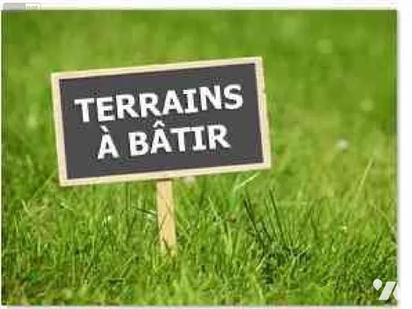 Terrain 758 m²