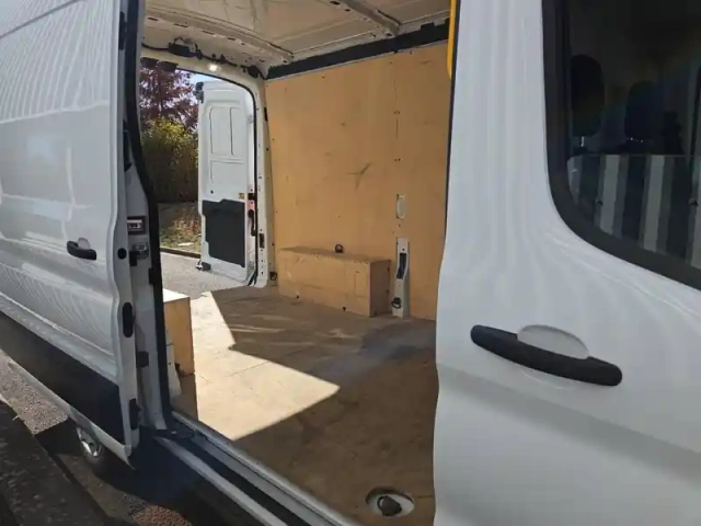 Ford Transit 2t fg t310 l2h2 2.0 ecoblue 130ch ambiente — photo 12