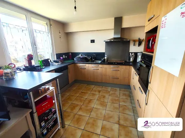 Maison 6 pièces 90 m²