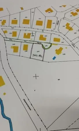 Terrain 915 m²