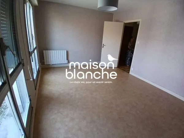 APPARTEMENT T2