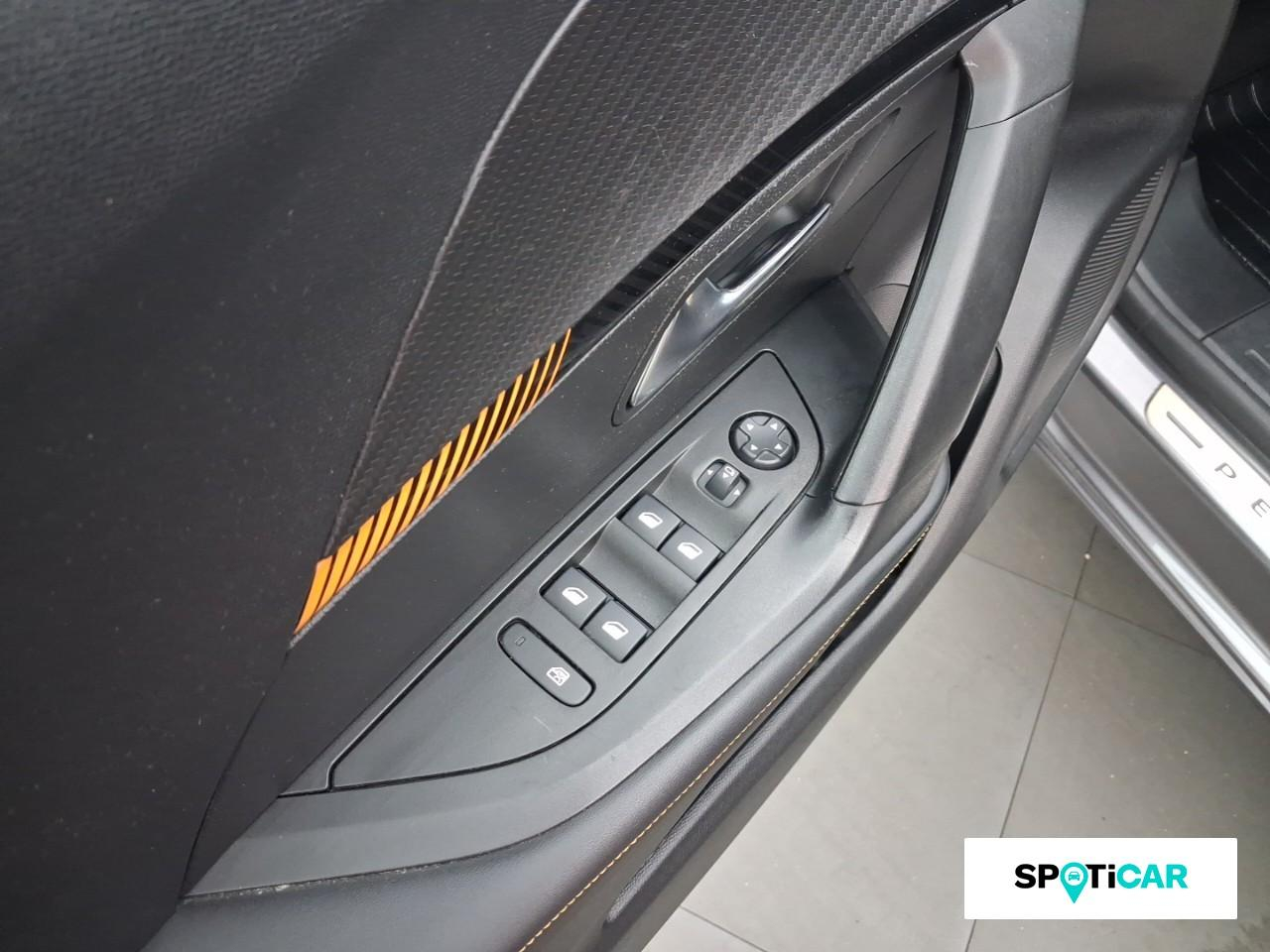Peugeot 2008 1.5 bluehdi 130ch s&s roadtrip eat8 125g — photo 16