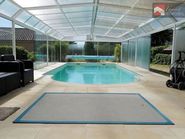 Maison 8 pièces 145 m²