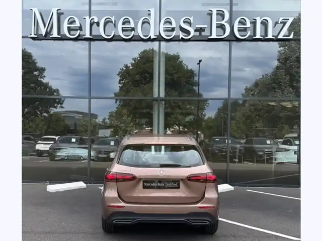 Mercedes Classe B 180 d progressive line — photo 24