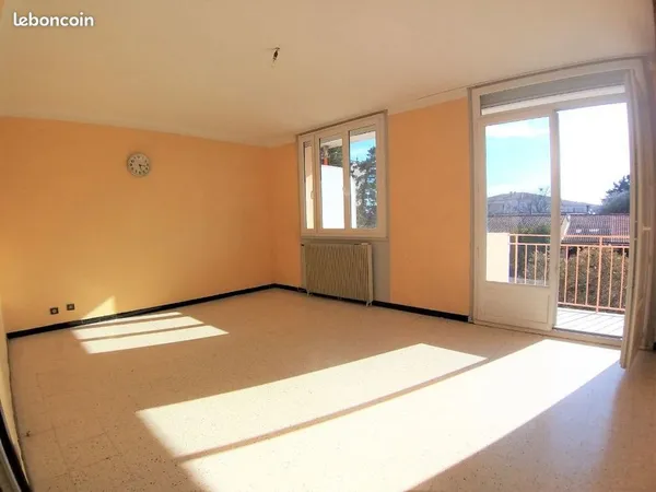 appartement T4 à Donzère
