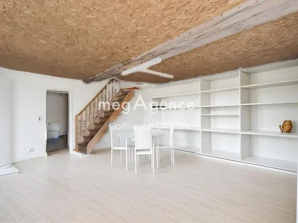 Maison de plain-pied 9 pièces 292 m²
