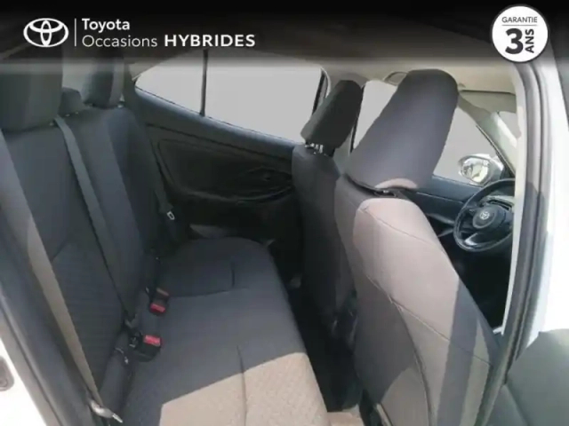 Toyota Yaris cross 116h dynamic my25 — photo 7