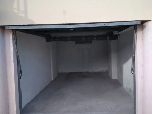 Garage fermé