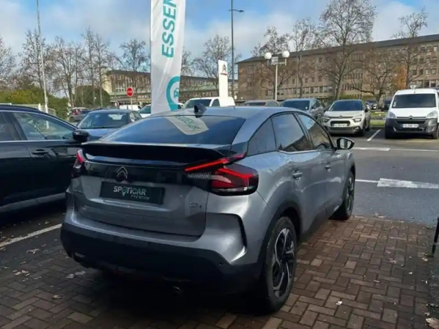 Citroën C4 puretech 130ch s&amp;s shine — photo 4