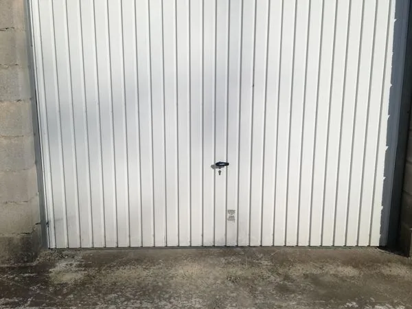 Garage a louer