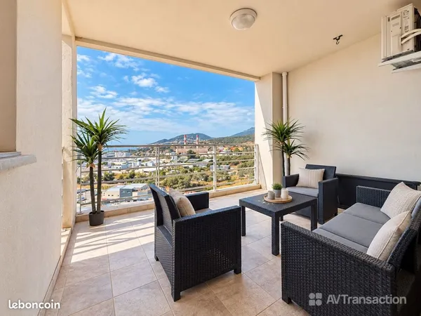 Ajaccio - t2 avec terrasse, vue mer et parking