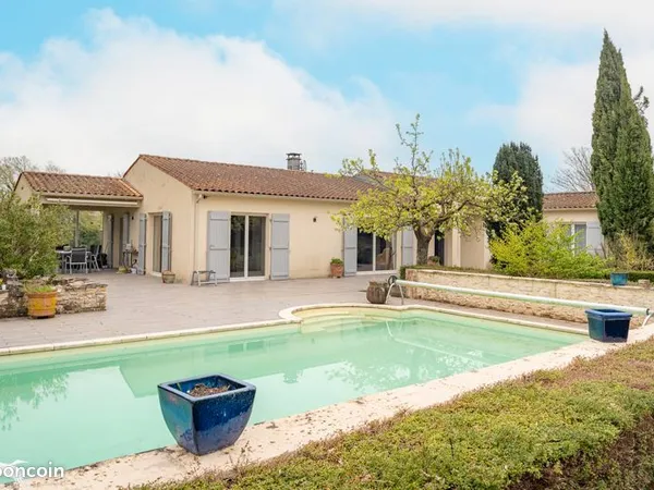 Pavillon 7 pièces 185 m²