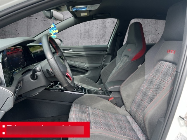 Volkswagen Golf 8 — photo 6