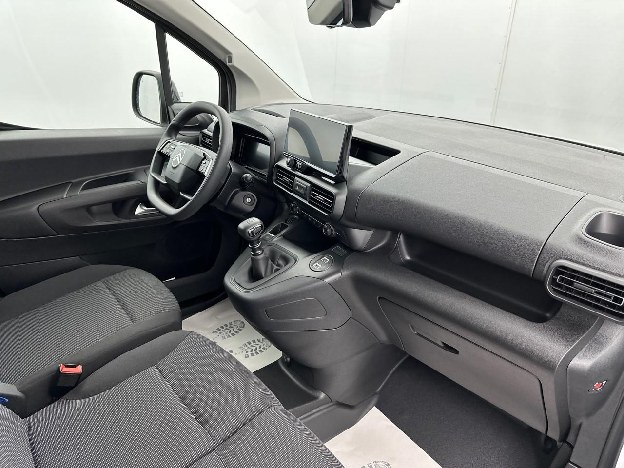 Citroën Berlingo van m diesel 100 ch manuelle — photo 9