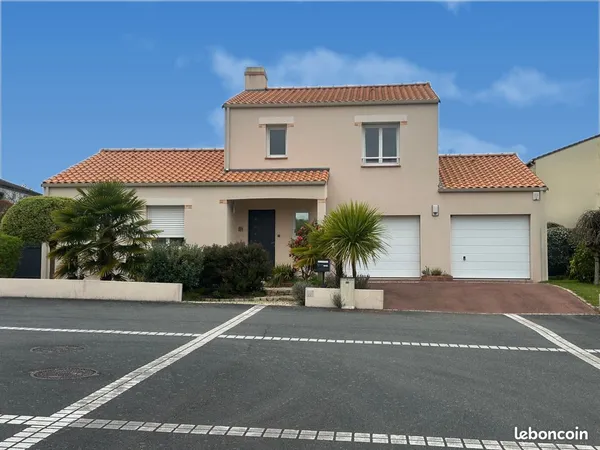 Maison familiale de 2003, 125 m² et double garage