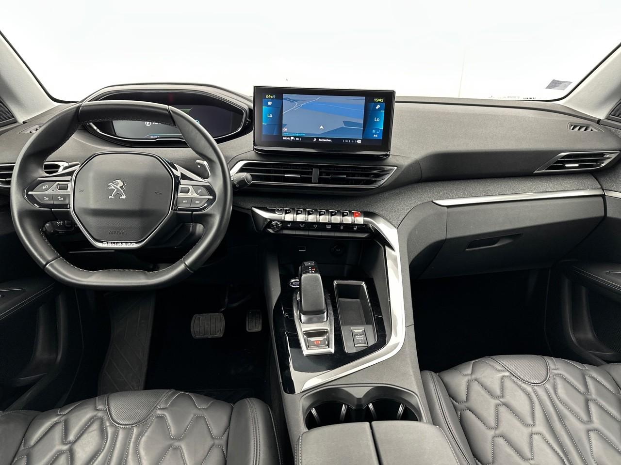 Peugeot 3008 hybrid 225 e-eat8 allure — photo 11