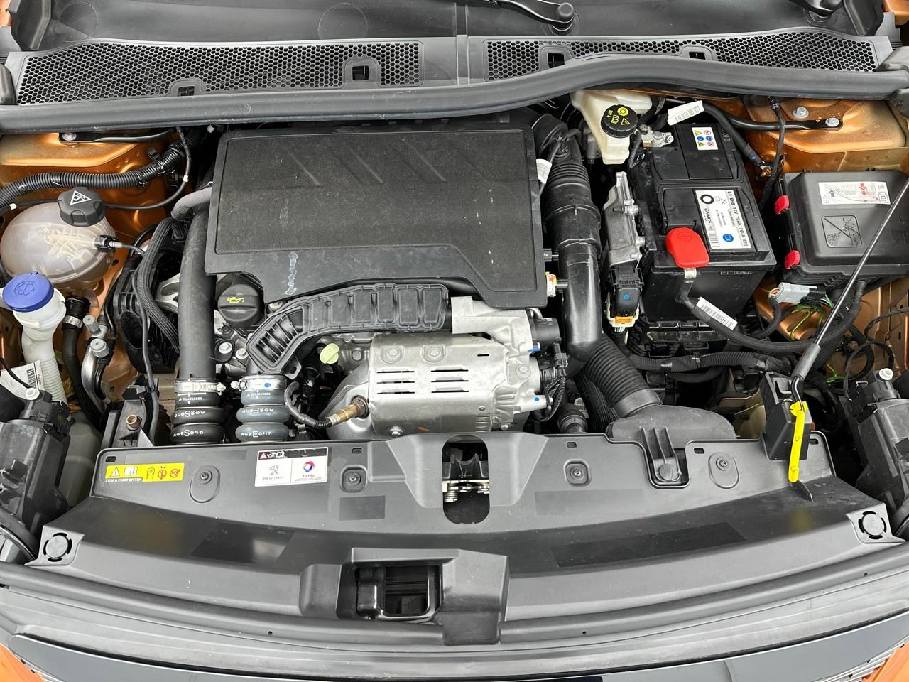 Peugeot 2008 puretech 100 s&s bvm6 allure — photo 13