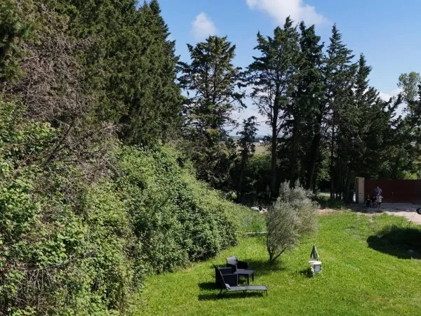 Terrain 550 m²