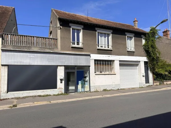 Immeuble de bureaux 4 pièces 150 m²