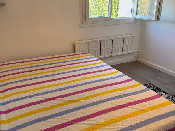 Chambre à louer au centre-ville de bourg en Bresse