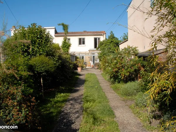 Colocation Maison - CH meublée - Jardin + Tram