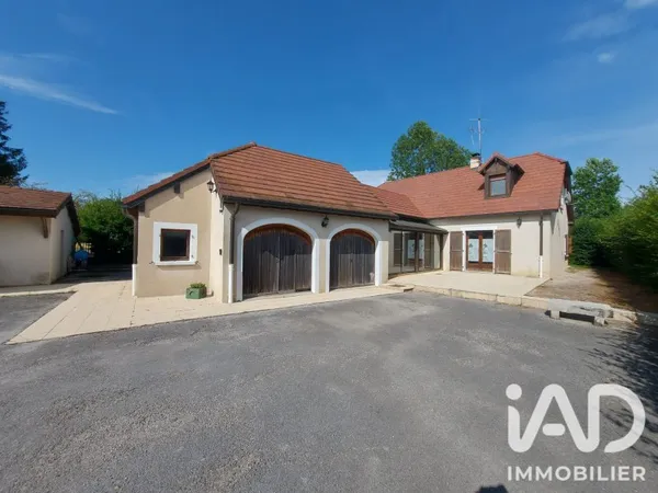 Maison 4 pièces 141 m²