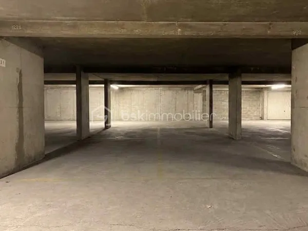 Parking 12 m²