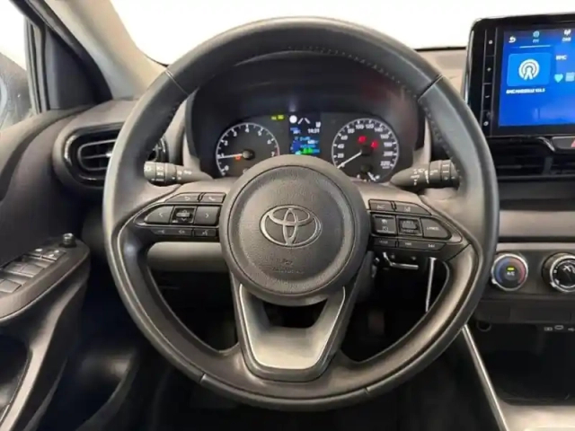 Toyota Yaris 120 vvt-i dynamic business 5p mc24 — photo 15
