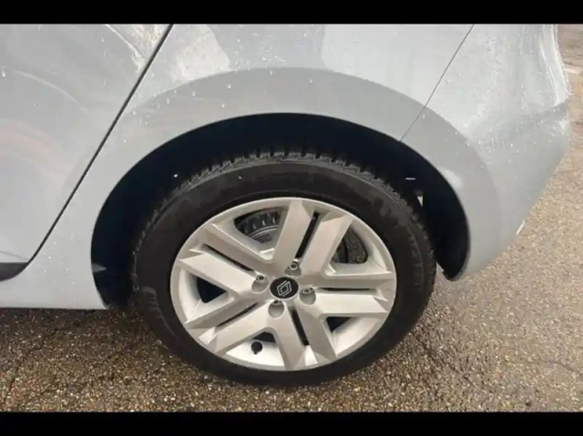 Renault Clio 1.5 dci 100ch evolution - 25 — photo 6