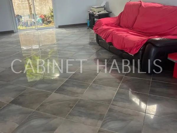Propriété 5 pièces 230 m²