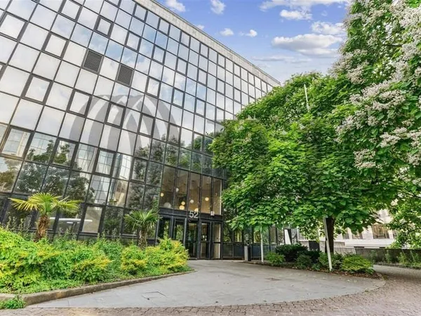 Bureau 2208 m²